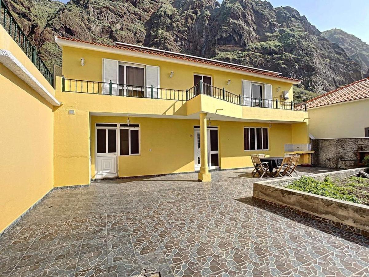 Vila Feliz Paul do Mar  Luaran gambar